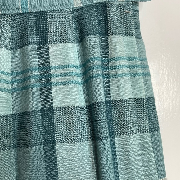 Vintage Pendleton 100% Wool Plaid Pleated Women's Skirt in Teal Blue Made in USA - Picture 2 of 8